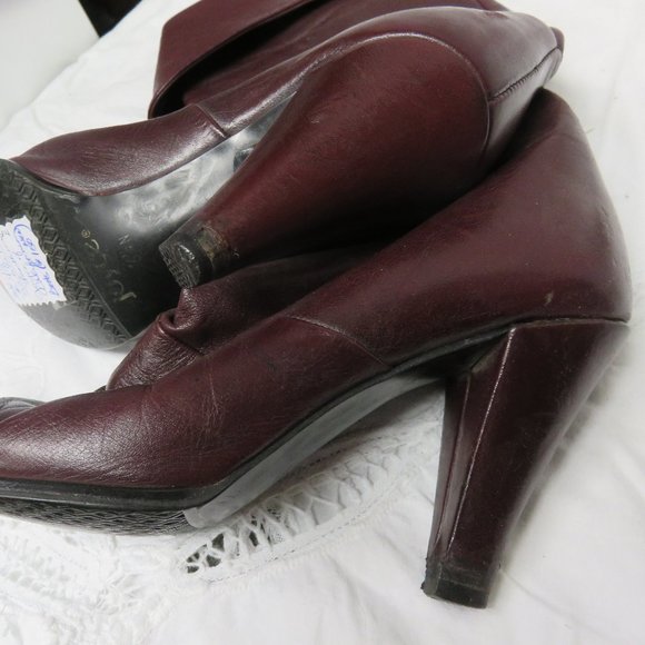 JOYCE OF CALIFORNIA VINTAGE ANKLE HEELED BOOTS - Picture 2 of 9